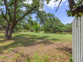 9005 Dorella LN, Austin TX 78736