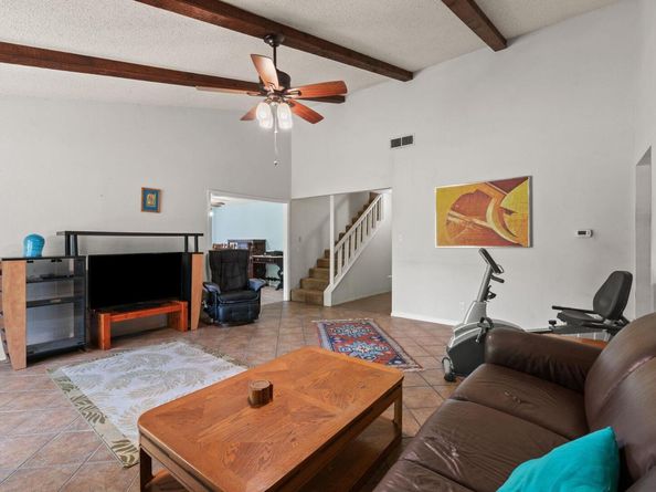 9005 Dorella LN, Austin TX 78736
