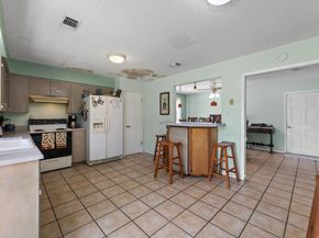 9005 Dorella LN, Austin TX 78736