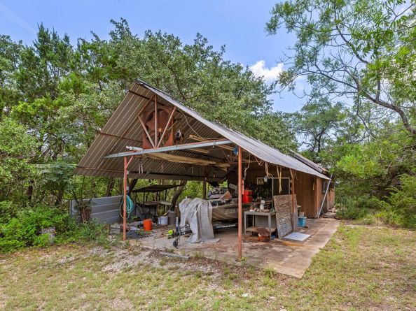 9005 Dorella LN, Austin TX 78736