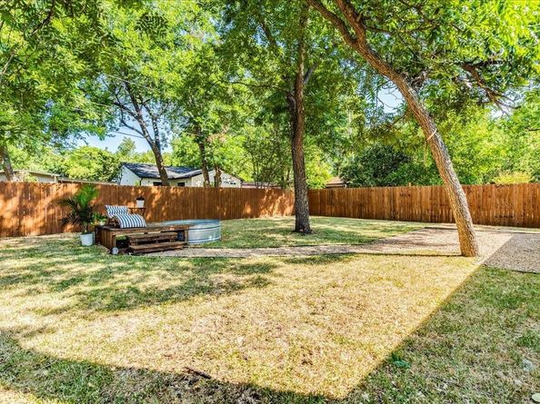 1120 Spur ST, Austin TX 78721