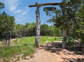 810 Crestone Stream DR, Austin TX 78738