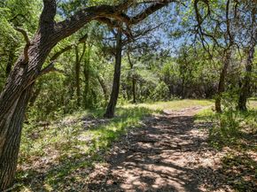 810 Crestone Stream DR, Austin TX 78738