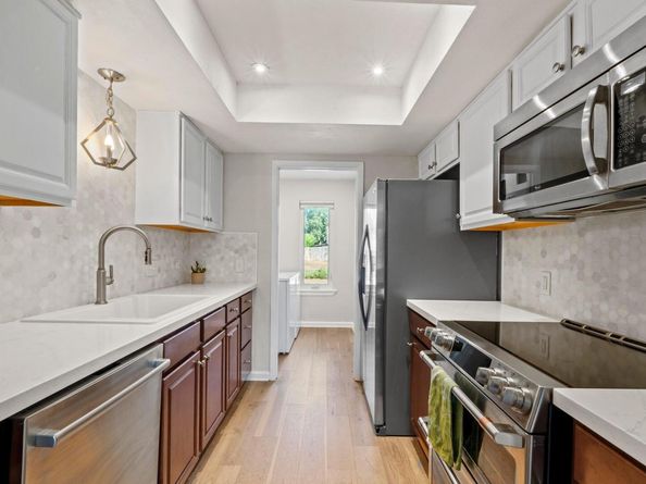 11015 Jordan LN, Austin TX 78758