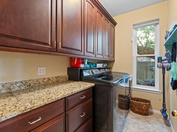 10713 Yorktown TRL, Austin TX 78726