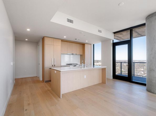 44 East Ave 2610, Austin TX 78701