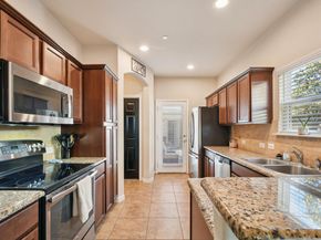 616 Lookout Tree LN, Round Rock TX 78664