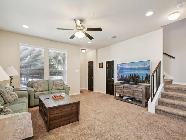 616 Lookout Tree LN, Round Rock TX 78664