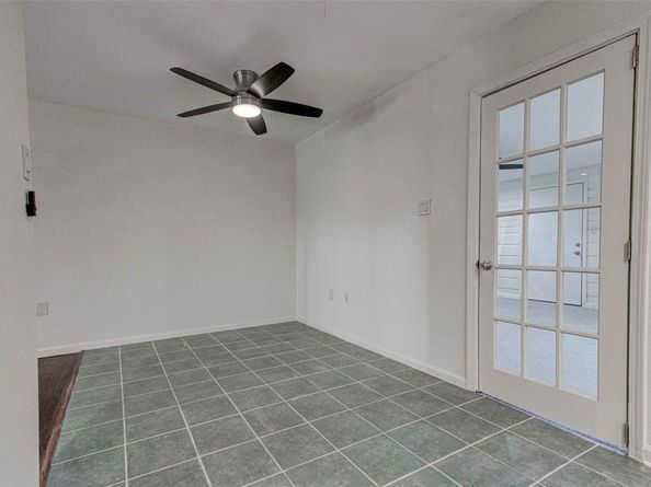 110 W Saint Johns Ave, Austin TX 78752