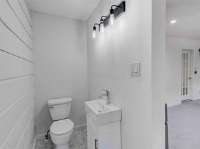 110 W Saint Johns Ave, Austin TX 78752