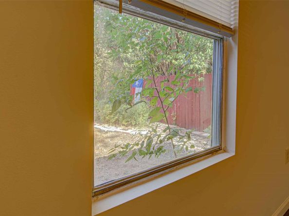 110 W Saint Johns Ave, Austin TX 78752