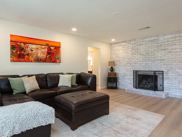 7602 Whispering Oaks DR, Austin TX 78745