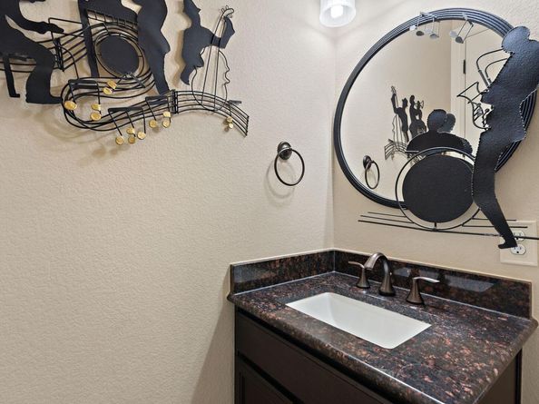 1005 Highknoll LN, Georgetown TX 78628