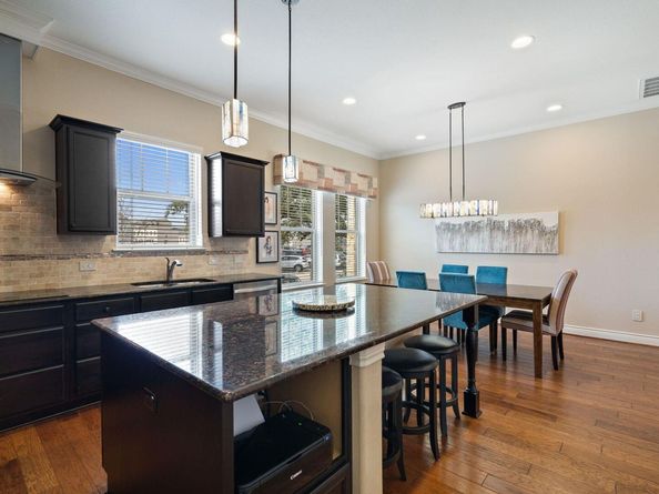 1005 Highknoll LN, Georgetown TX 78628