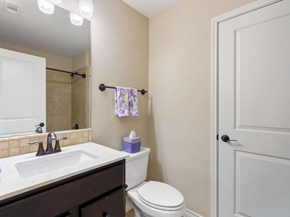 1005 Highknoll LN, Georgetown TX 78628