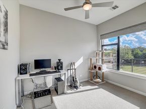 5921 Hi Line RD 1204, Austin TX 78734