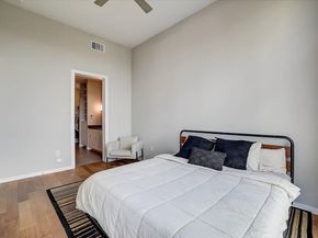 5921 Hi Line RD 1204, Austin TX 78734