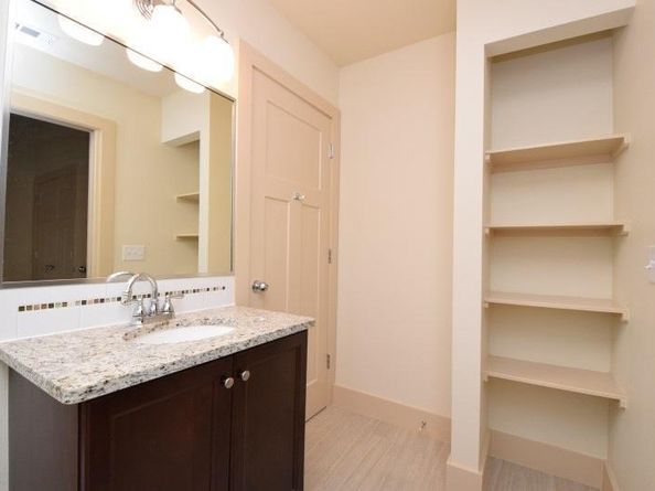 2817 E 22nd ST, Austin TX 78722