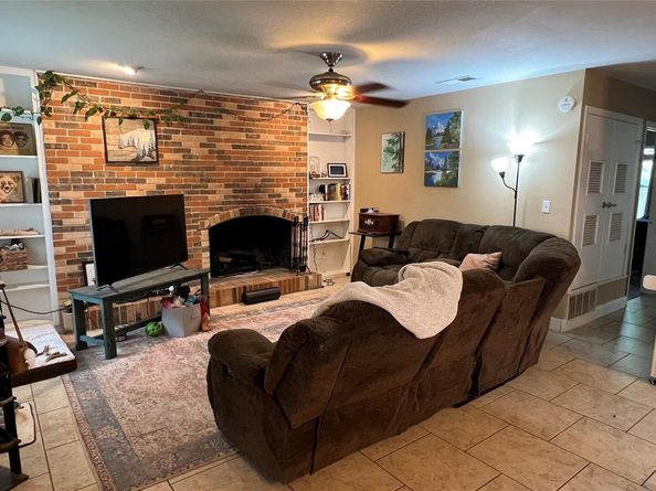 3307 Whitepine DR, Austin TX 78757