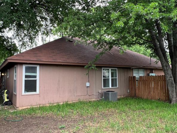 3307 Whitepine DR, Austin TX 78757
