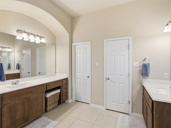 7909 Arbor Knoll CT, Lago Vista TX 78645