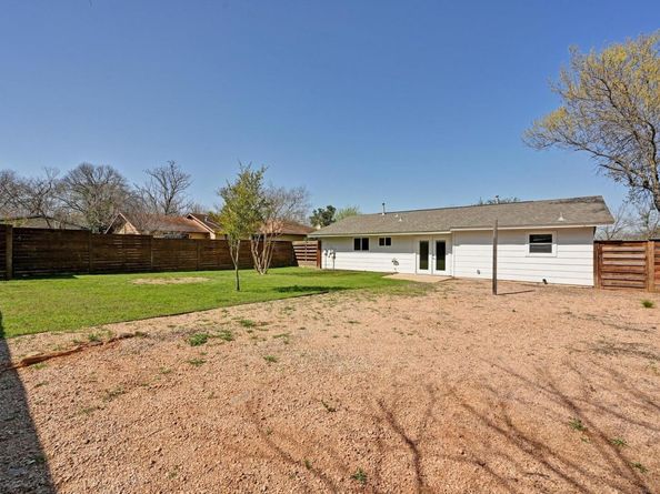 5907 Glenhollow Path, Austin TX 78745