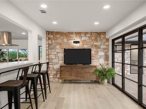 7507 Downridge DR, Austin TX 78731