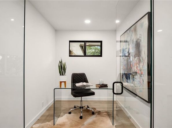 7507 Downridge DR, Austin TX 78731