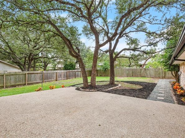 7507 Downridge DR, Austin TX 78731