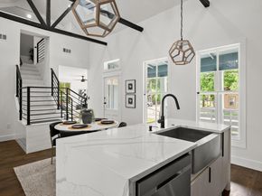 48 Chicon ST, Austin TX 78702