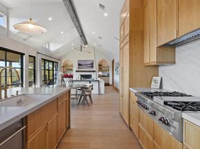 1421 Circle Ridge DR, West Lake Hills TX 78746