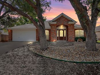9018 Marthas DR