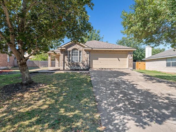 20804 Trotters LN, Pflugerville TX 78660