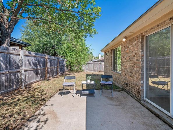 20804 Trotters LN, Pflugerville TX 78660