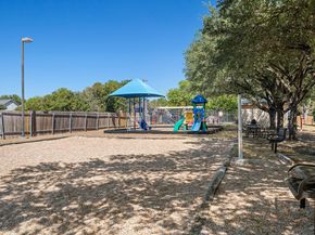 20804 Trotters LN, Pflugerville TX 78660