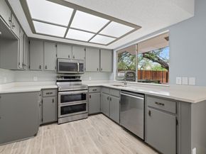 9201 Robins Nest LN, Austin TX 78729