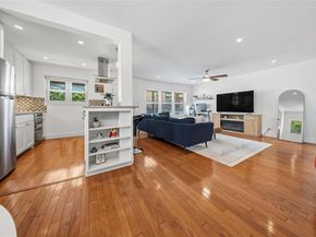2301 Lawnmont Ave 8, Austin TX 78756