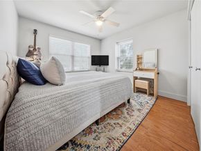 2301 Lawnmont Ave 8, Austin TX 78756