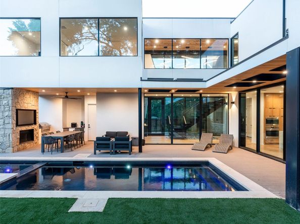 2108 Matterhorn LN, Austin TX 78704