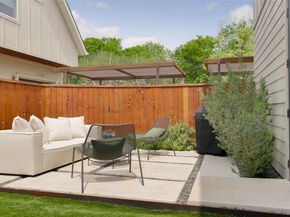 1120 Omega Ave 1, Austin TX 78721