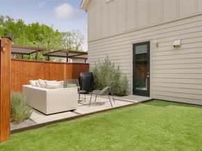 1120 Omega Ave 1, Austin TX 78721