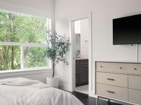 1120 Omega Ave 1, Austin TX 78721