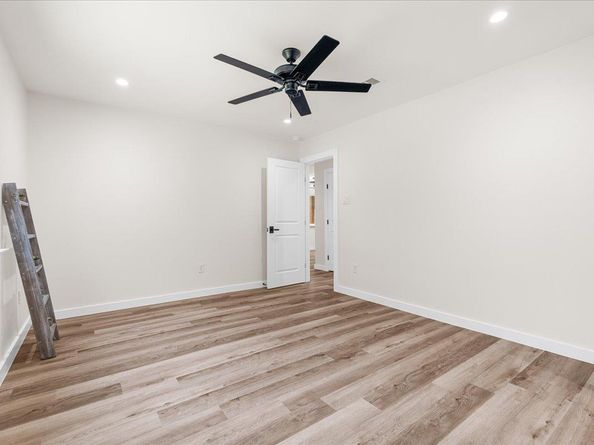 9717 Anderson Village DR, Austin TX 78729