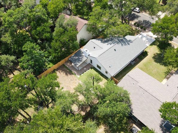 9717 Anderson Village DR, Austin TX 78729