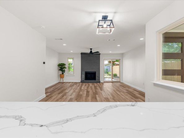 9717 Anderson Village DR, Austin TX 78729