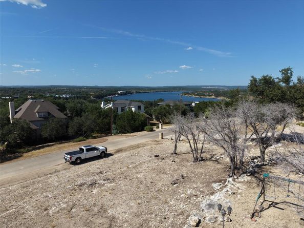 403 Sinclair DR, Spicewood TX 78669
