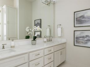 8605 Mendocino DR, Austin TX 78735