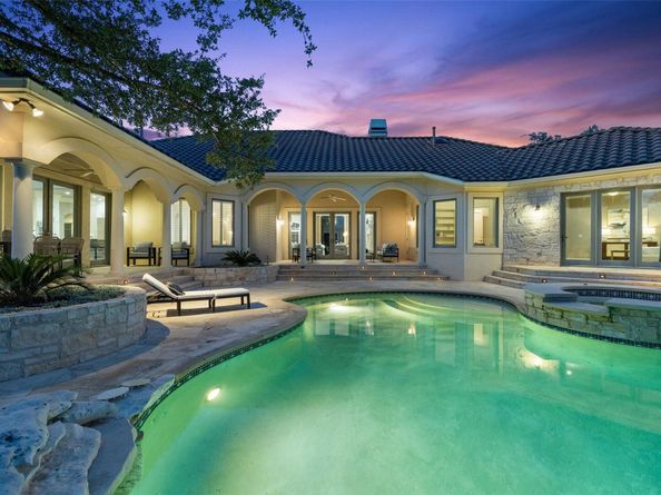 8605 Mendocino DR, Austin TX 78735