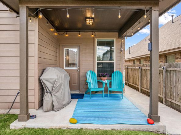 1913 Goldilocks LN, Austin TX 78652