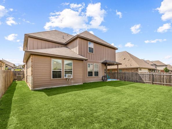 1913 Goldilocks LN, Austin TX 78652